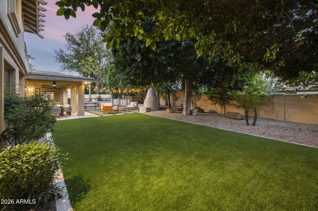 221 W MORTEN Avenue, Phoenix, AZ 85021