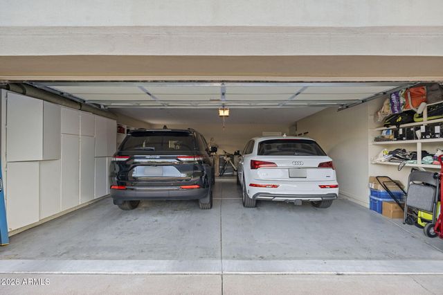 221 W MORTEN Avenue, Phoenix, AZ 85021