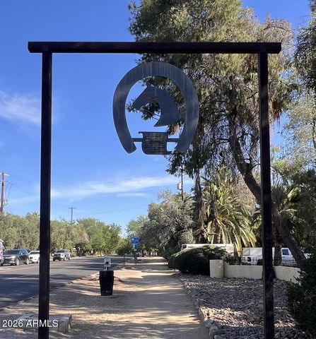 221 W MORTEN Avenue, Phoenix, AZ 85021