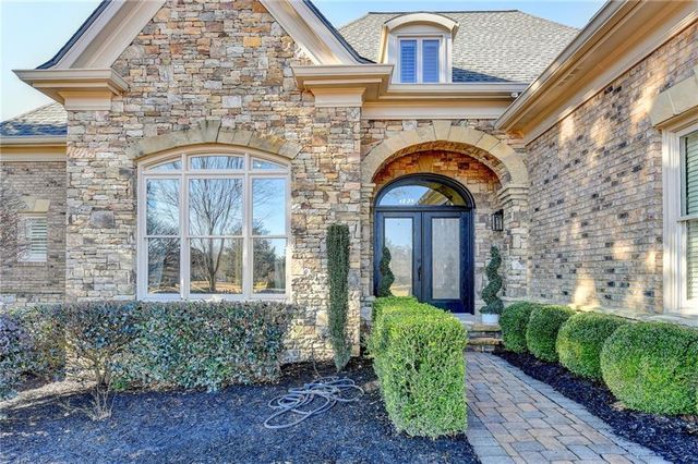 8150 Prestwick Circle, Duluth, GA 30097