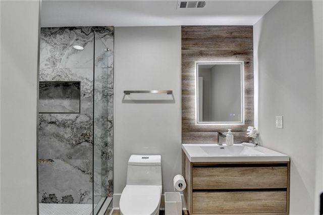 8150 Prestwick Circle, Duluth, GA 30097