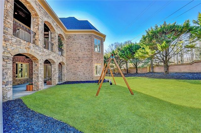 8150 Prestwick Circle, Duluth, GA 30097