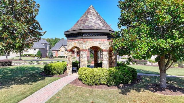 8150 Prestwick Circle, Duluth, GA 30097