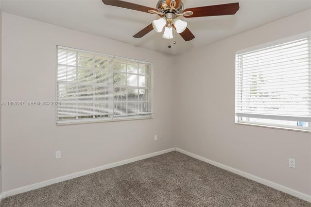 809 SW 8th Ave, Hallandale Beach, FL 33009