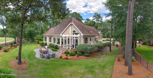 185 Red Berry Drive, Wallace, NC 28466