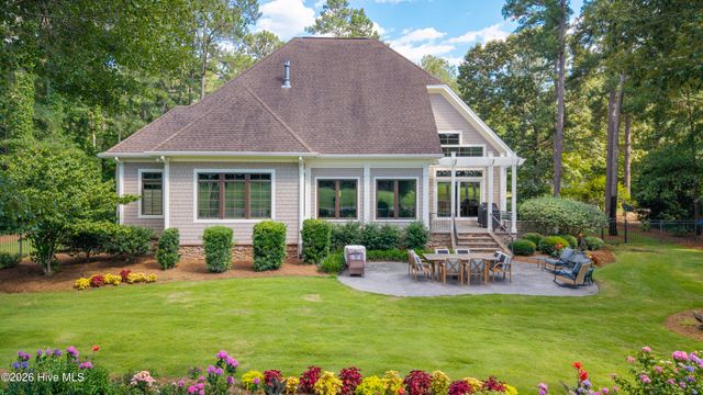 185 Red Berry Drive, Wallace, NC 28466