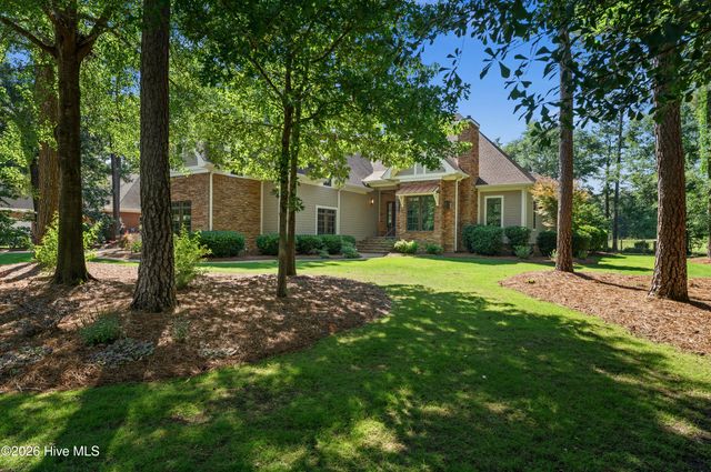 185 Red Berry Drive, Wallace, NC 28466