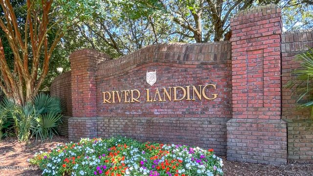 185 Red Berry Drive, Wallace, NC 28466