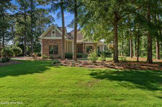 185 Red Berry Drive, Wallace, NC 28466