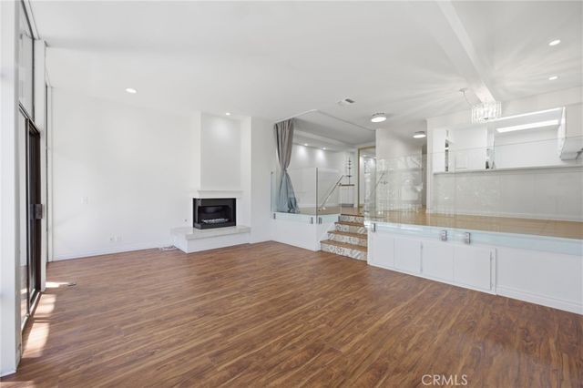 7202 Marina Pacifica Drive South S, Long Beach, CA 90803