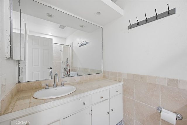 7202 Marina Pacifica Drive South S, Long Beach, CA 90803