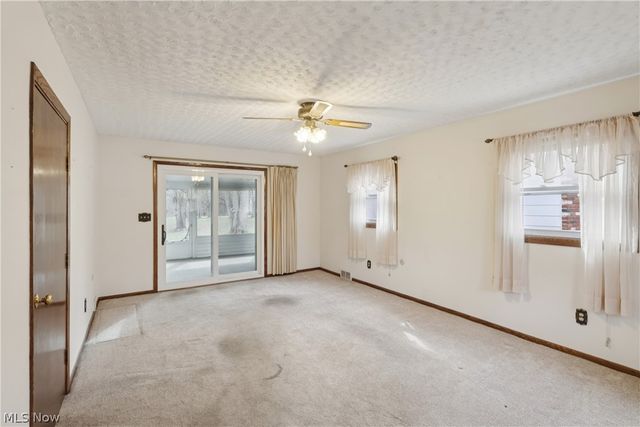 402 Yager Road, New Franklin, OH 44216