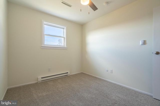 431 SEMINARY ST, Pennsburg, PA 18073