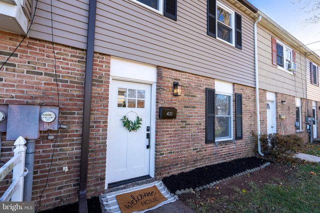 431 SEMINARY ST, Pennsburg, PA 18073