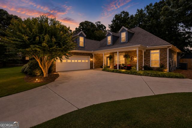 135 Clear Spring Lane, Oxford, GA 30054
