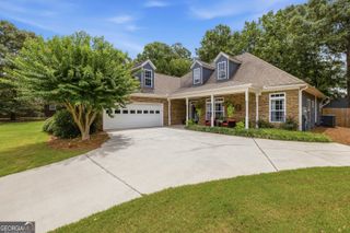 135 Clear Spring Lane, Oxford, GA 30054