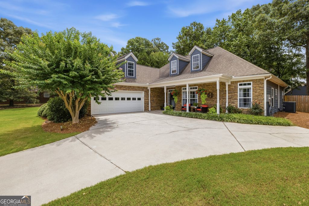 135 Clear Spring Lane, Oxford, GA 30054