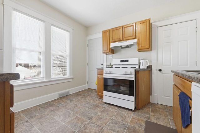 6503 24th AVENUE, Kenosha, WI 53143