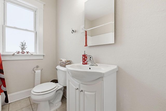 6503 24th AVENUE, Kenosha, WI 53143