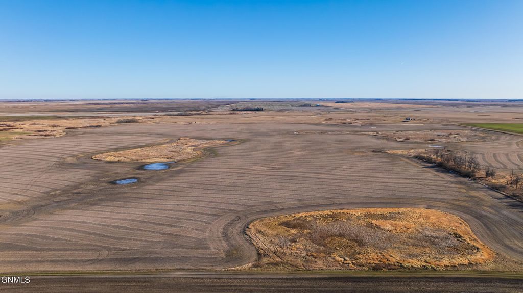 9410 53rd Avenue NE, Rolla, ND 58367 photo 14