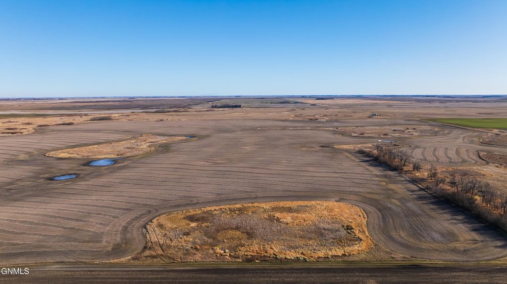 9410 53rd Avenue NE, Rolla, ND 58367 photo 15