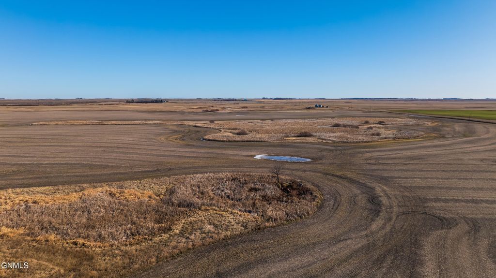 9410 53rd Avenue NE, Rolla, ND 58367 photo 18