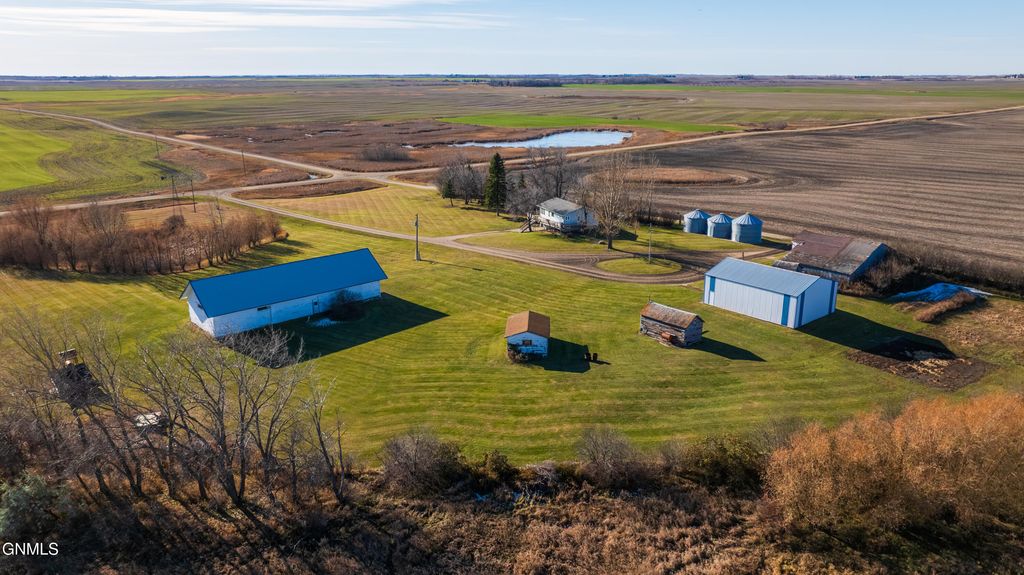 9410 53rd Avenue NE, Rolla, ND 58367 photo 3