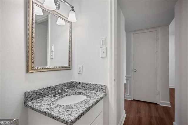 122 Woodmere Square NW, Atlanta, GA 30327