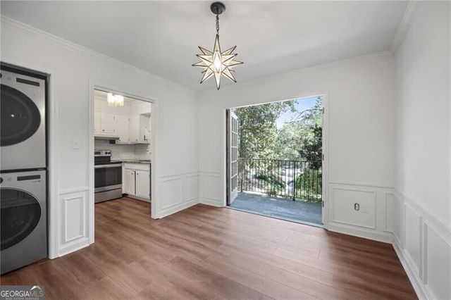 122 Woodmere Square NW, Atlanta, GA 30327