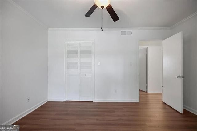 122 Woodmere Square NW, Atlanta, GA 30327