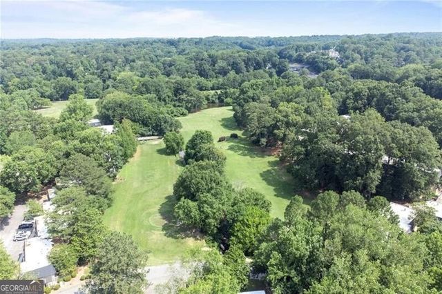 122 Woodmere Square NW, Atlanta, GA 30327