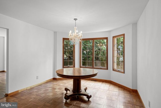 57 E CENTRAL AVE, Moorestown, NJ 08057