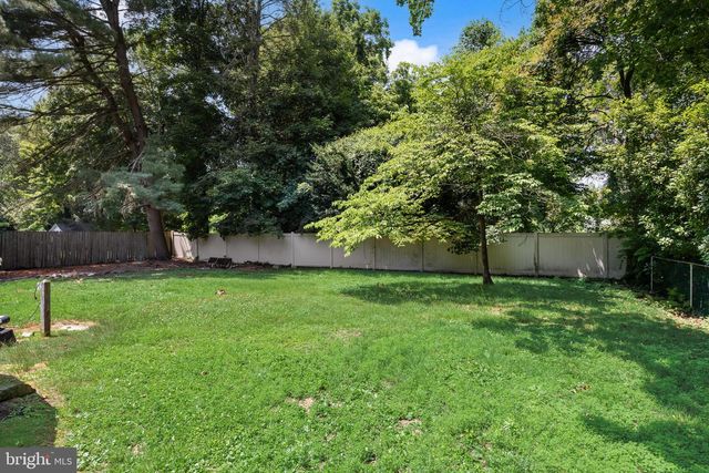 57 E CENTRAL AVE, Moorestown, NJ 08057