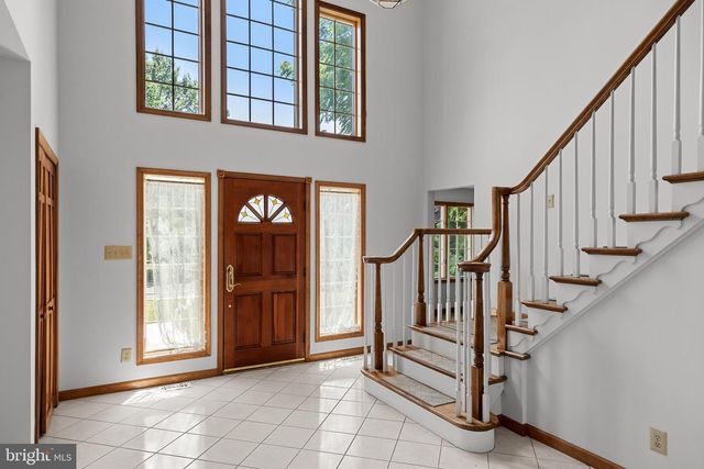 57 E CENTRAL AVE, Moorestown, NJ 08057