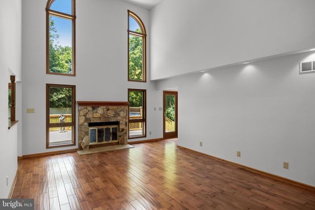 57 E CENTRAL AVE, Moorestown, NJ 08057