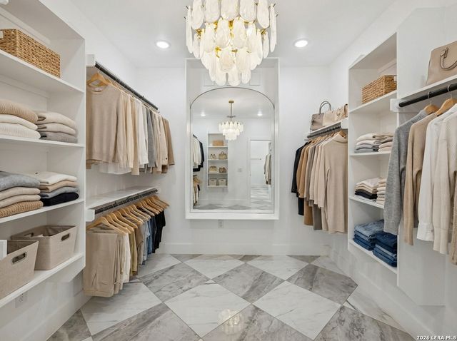 191 Hidden Ranch, Floresville, TX 78114