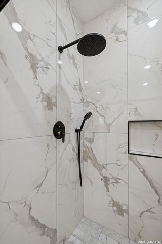 191 Hidden Ranch, Floresville, TX 78114