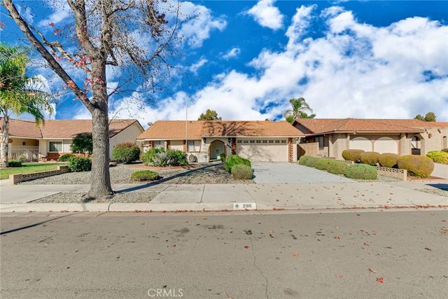 2186 Redwood, Hemet, CA 92545