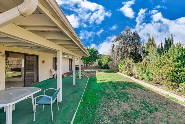 2186 Redwood, Hemet, CA 92545