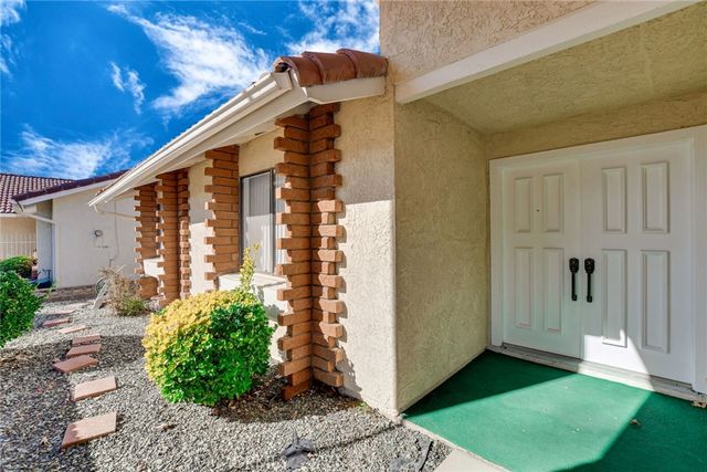 2186 Redwood, Hemet, CA 92545