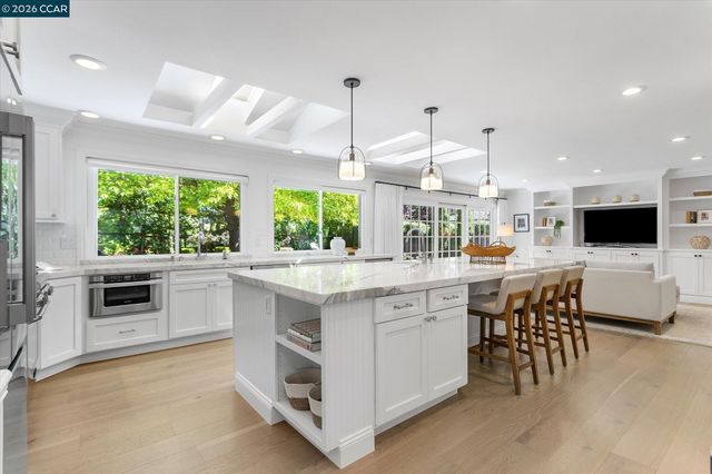 659 Park Hill Rd, Danville, CA 94526