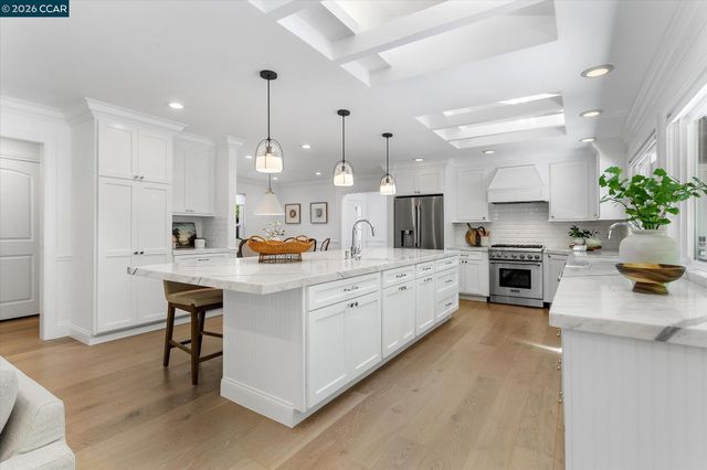 659 Park Hill Rd, Danville, CA 94526