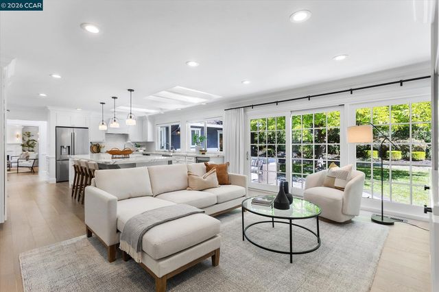 659 Park Hill Rd, Danville, CA 94526