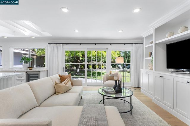 659 Park Hill Rd, Danville, CA 94526
