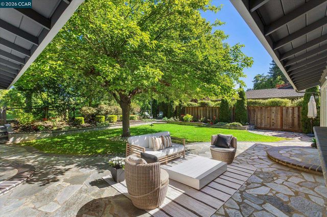659 Park Hill Rd, Danville, CA 94526