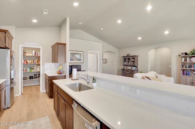 5994 W Alliance ST, Rathdrum, ID 83858