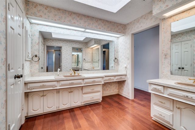 407 Yacht Club Drive, Rockwall, TX 75032