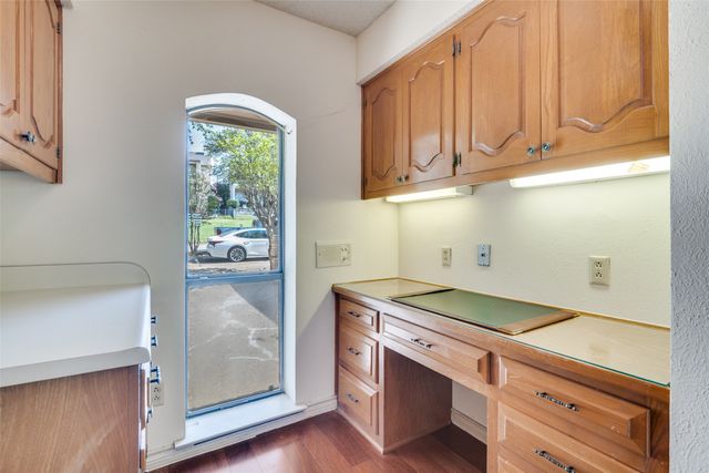 407 Yacht Club Drive, Rockwall, TX 75032