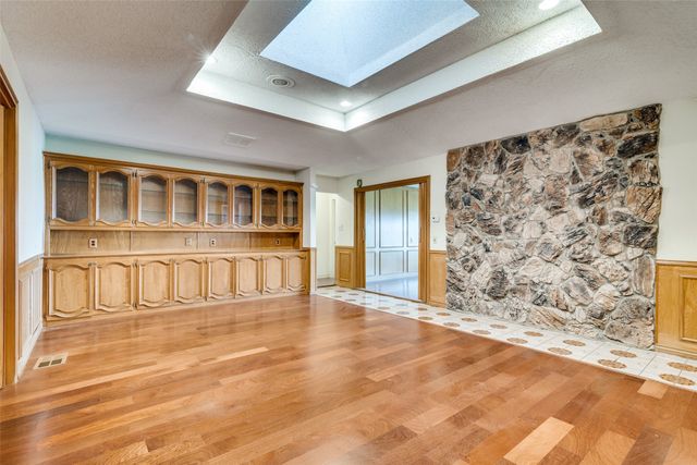 407 Yacht Club Drive, Rockwall, TX 75032