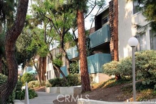 5700 Etiwanda, Tarzana, CA 91356
